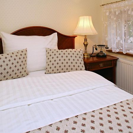 Hotel Mertin Chomutov Luaran gambar