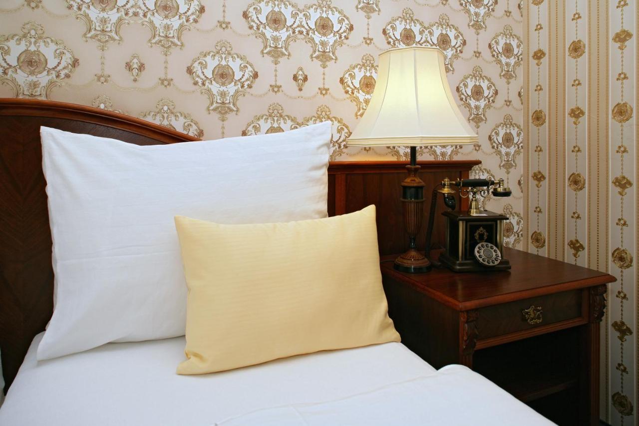Hotel Mertin Chomutov Luaran gambar