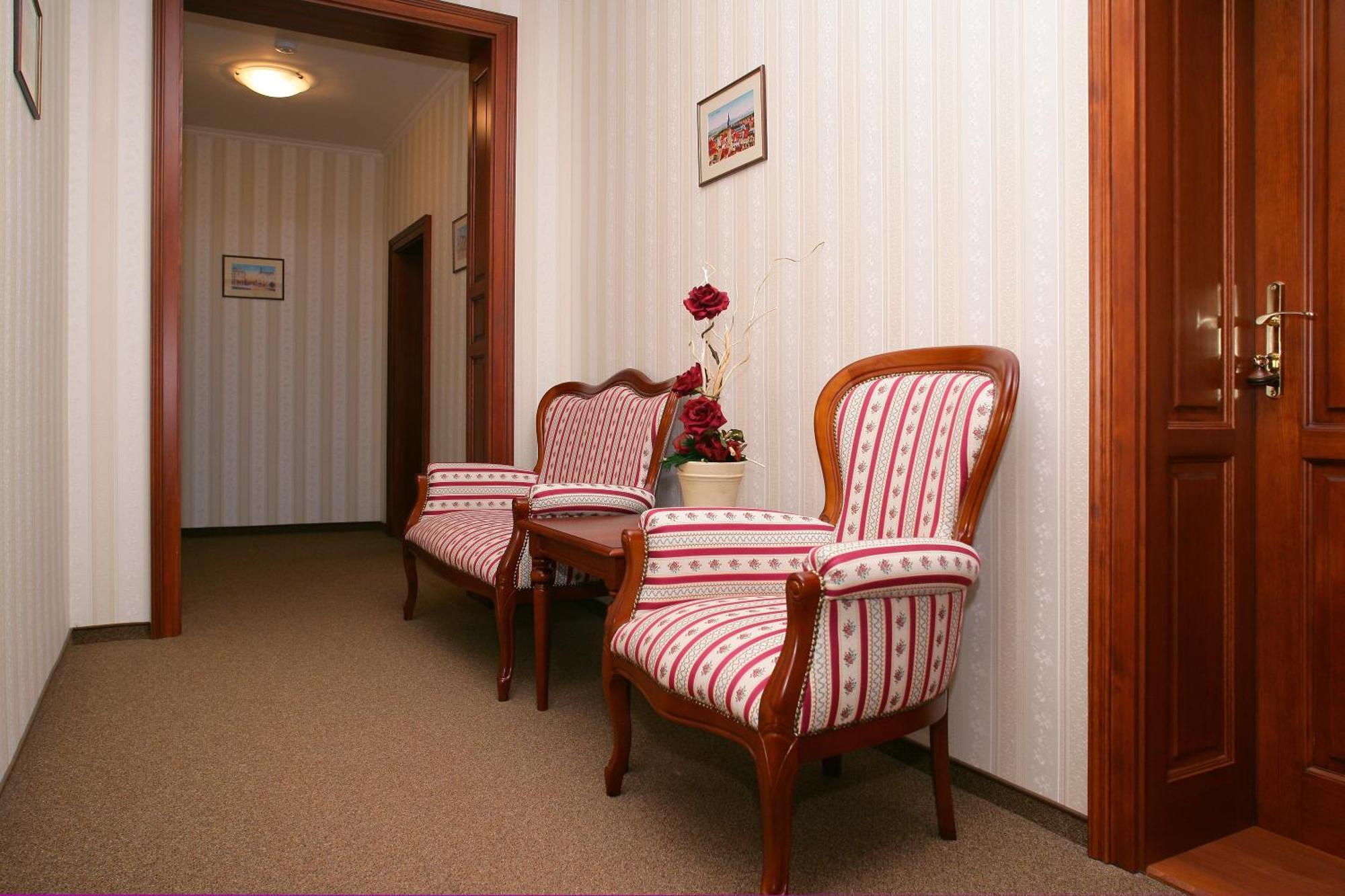 Hotel Mertin Chomutov Luaran gambar